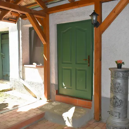 Holiday home Balatoni Zoeldkapus Vendeghaz Lesencetomaj